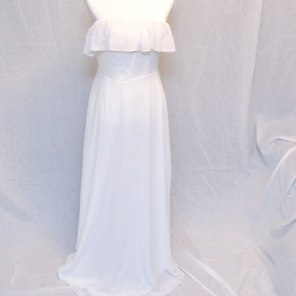 White Strapless Lace Chiffon Wedding Dress Size M